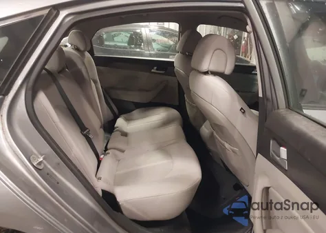 2016 Hyundai Sonata Sport z USA, uszkodzony, nr VIN 5NPE34AF8GH435806